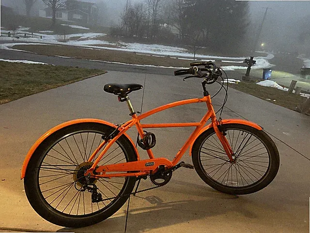 Benno bicycle. Where sport meets utility. Rare Benno non motorized bike.
