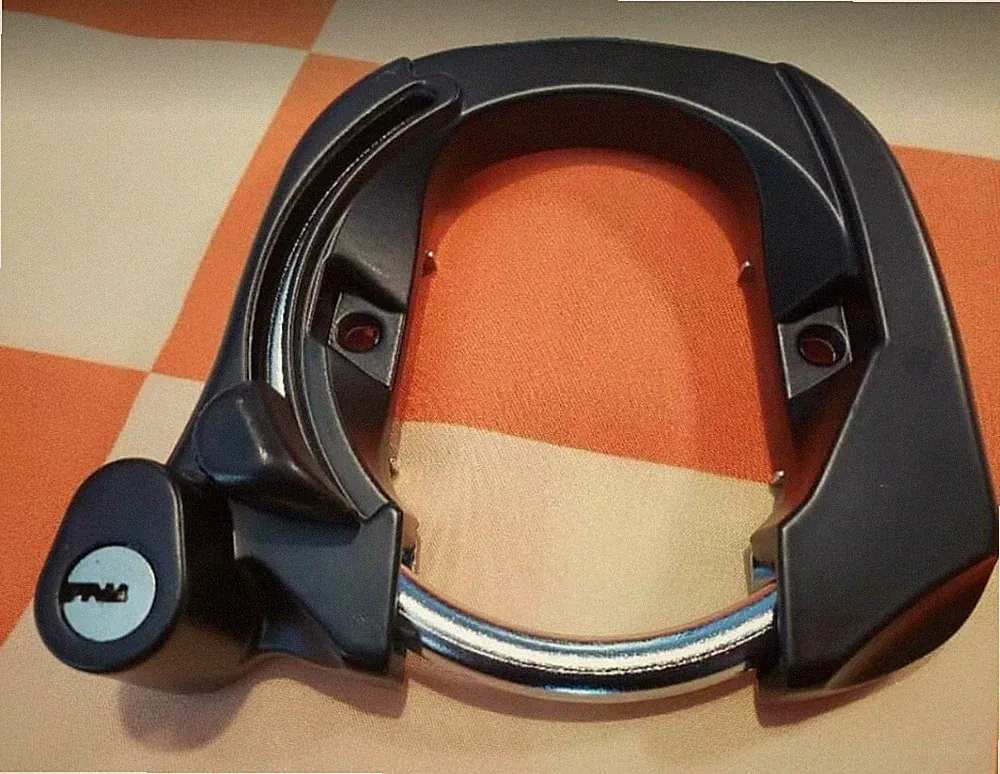 Rear Wheel Bicycle Lock - Dutch Style Keyed Lock
